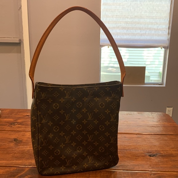 Authentic LOUIS VUITTON Monogram Looping GM Shoulder Bag France - Picture 9 of 17